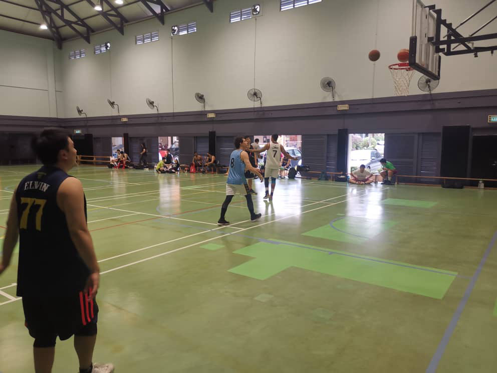 Basketball Indoor Full Court 2 Hours Huddle